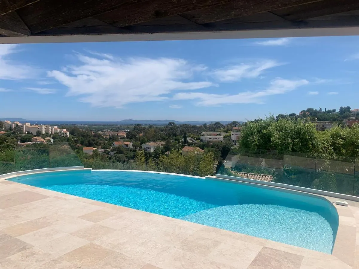 Maison Villa Contemporaine Vue Mer A Hyeres Var 0*,