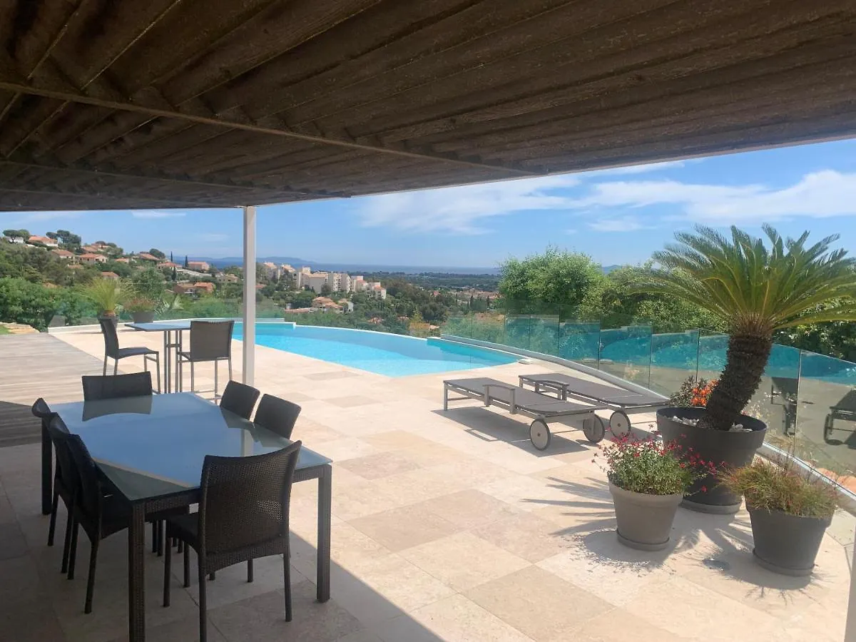 Maison Villa Contemporaine Vue Mer A Hyeres Var