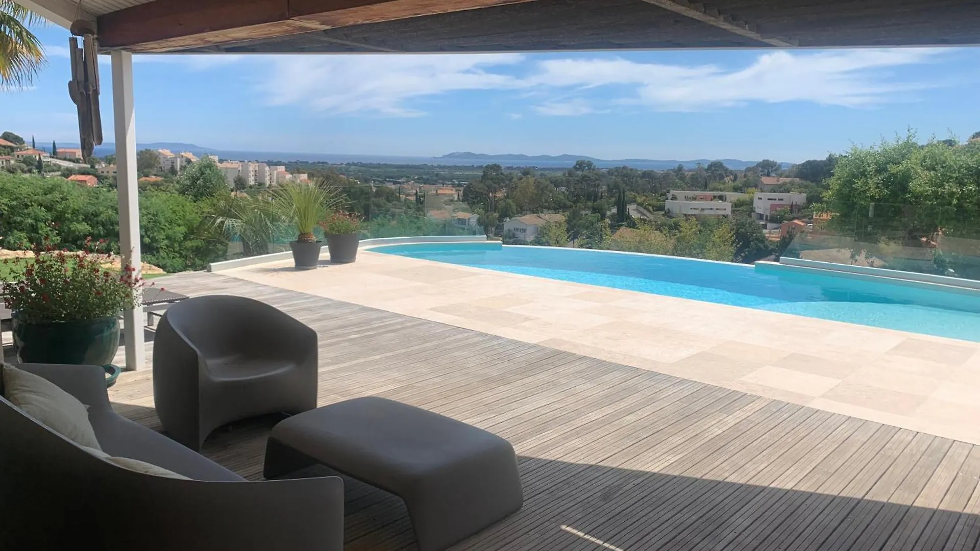Maison Villa Contemporaine Vue Mer A Hyeres Var